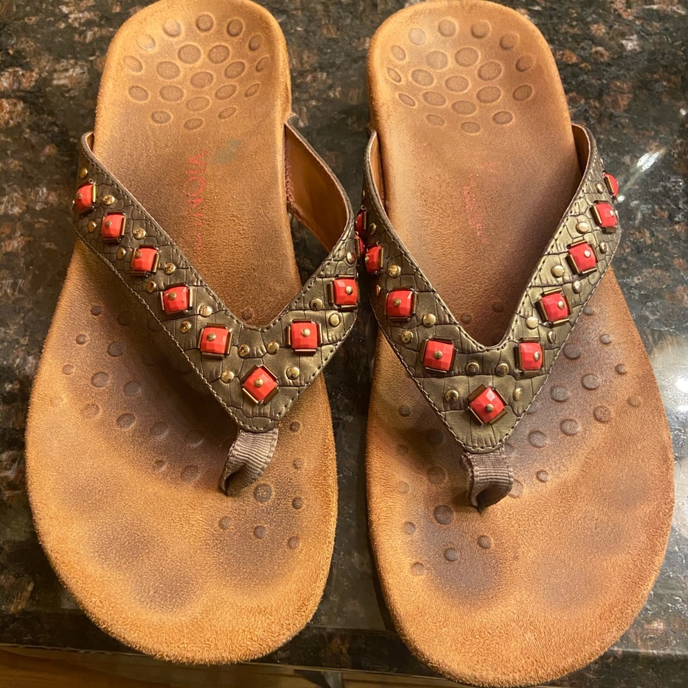 Vionic Floriana size 9
